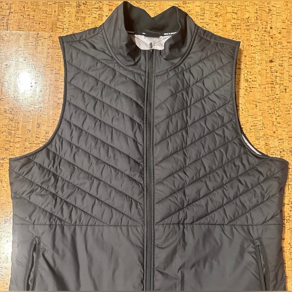 Nike Aerolayer Vest men’s XL